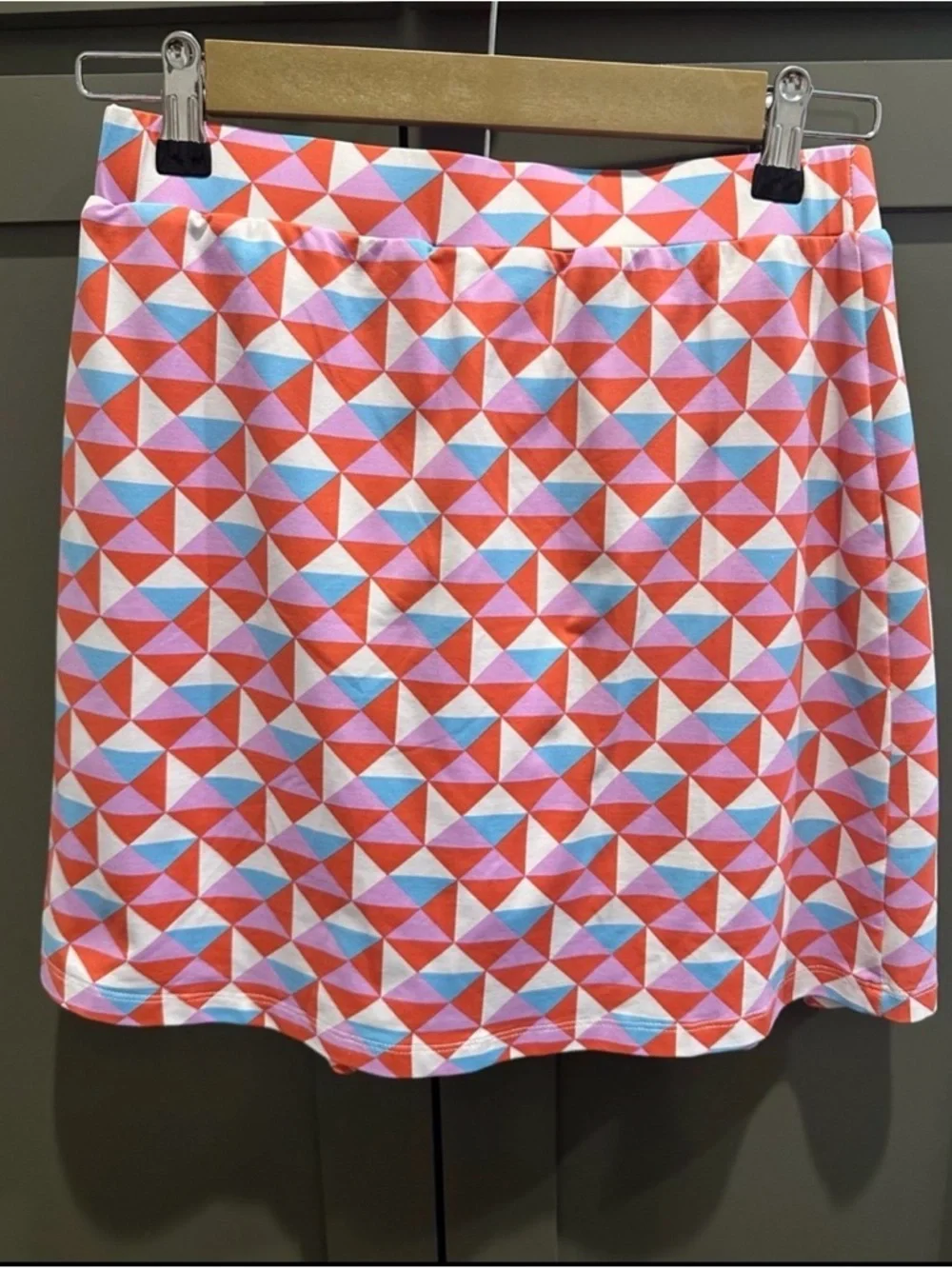 J Mclaughlin stylish geometric